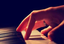 阿贾克斯总监：我们会考虑签回埃里克森，但薪资可能还要再考虑.